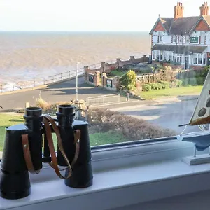  Apartment Sea Spell Loft United Kingdom